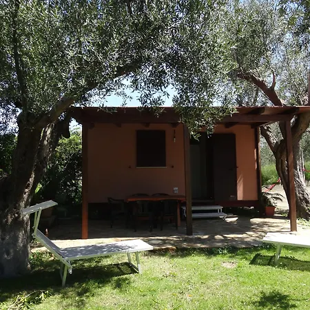 Serrone Lejlighedshotel