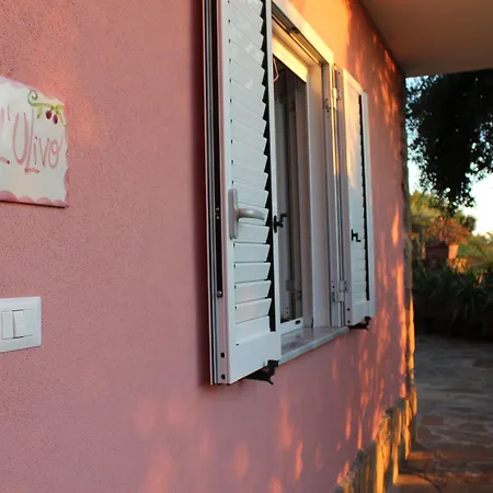 Serrone Lejlighedshotel