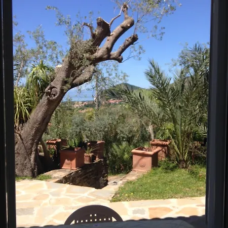 Lejlighedshotel Serrone 4*