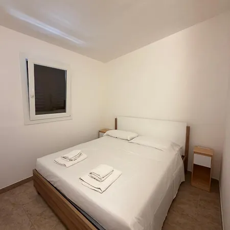 Serrone Hotel apartamentowy 3*