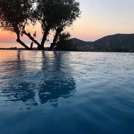 Serrone Aparthotel